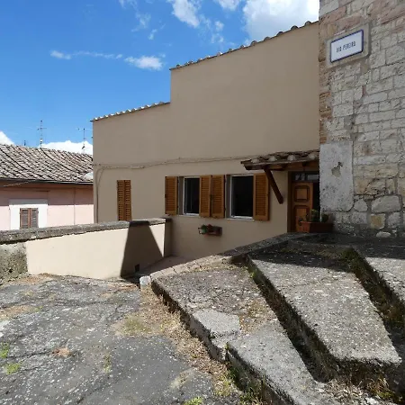 Scappo In Umbria, Casa Pereira アパート *